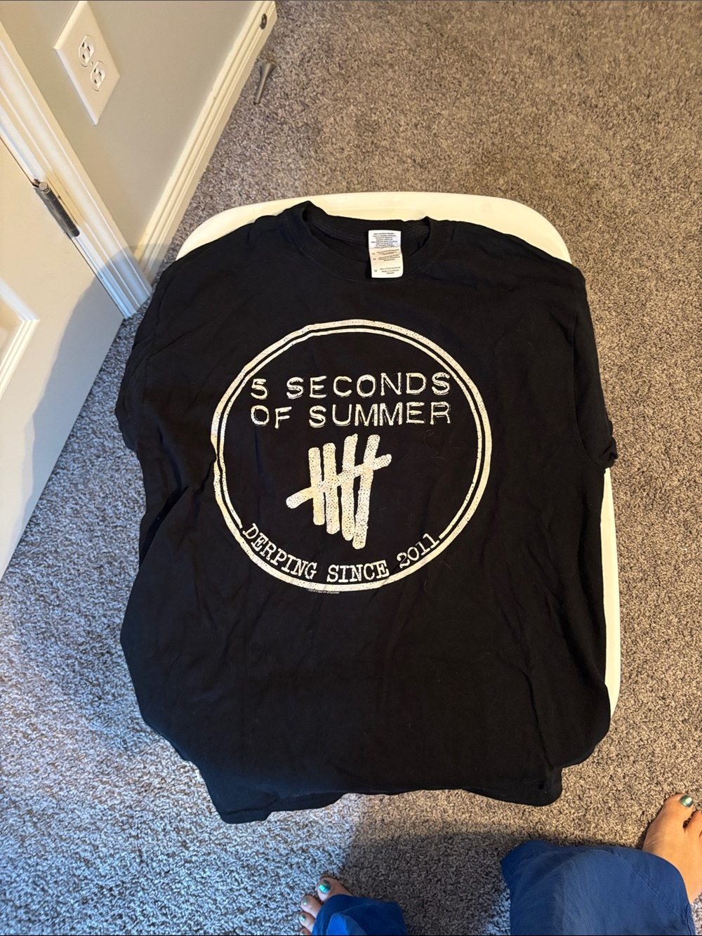 5 Seconds Of Summer Black Graphic Logo Short Sleeve Tee